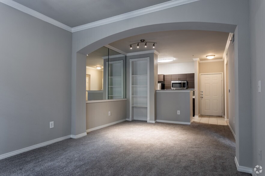 7900 at Park Central 7900 Churchill Way Dallas TX 75251 Apartment