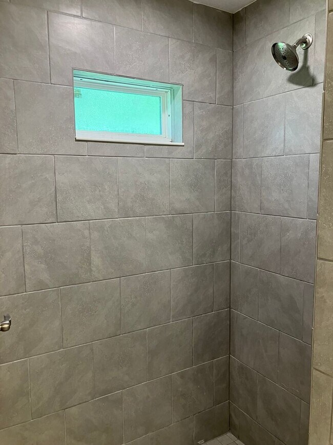 Building Photo - STUNNING SUMMERFIELD 3BR/2BA/2 Car HOME!