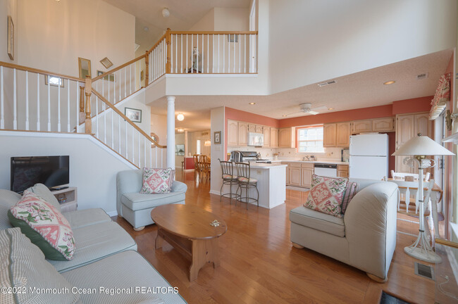 Building Photo - 101 Tarpon Dr
