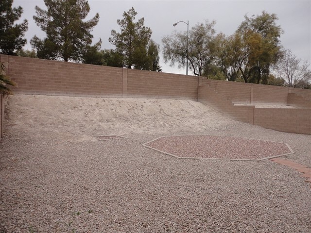 Building Photo - 3810 Shimmering Creek Ave