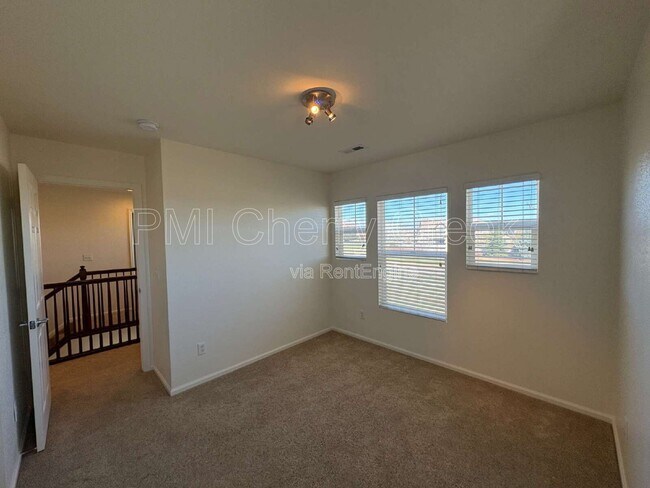 Building Photo - 12839 Mayfair Way