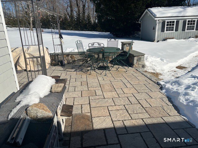 Building Photo - 51 W Lake Ave