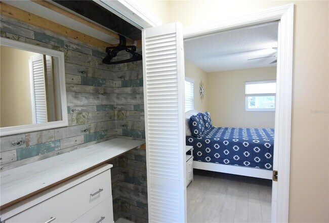 Building Photo - 170 Argus Rd