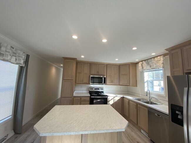 Building Photo - 123 Woodchuck Pkwy