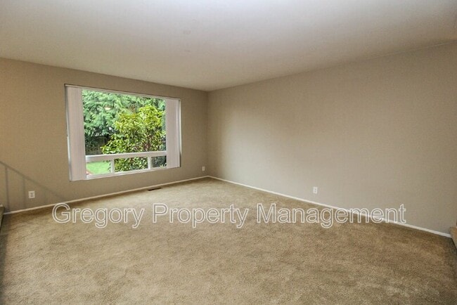 Building Photo - 3404 179th Ave NE