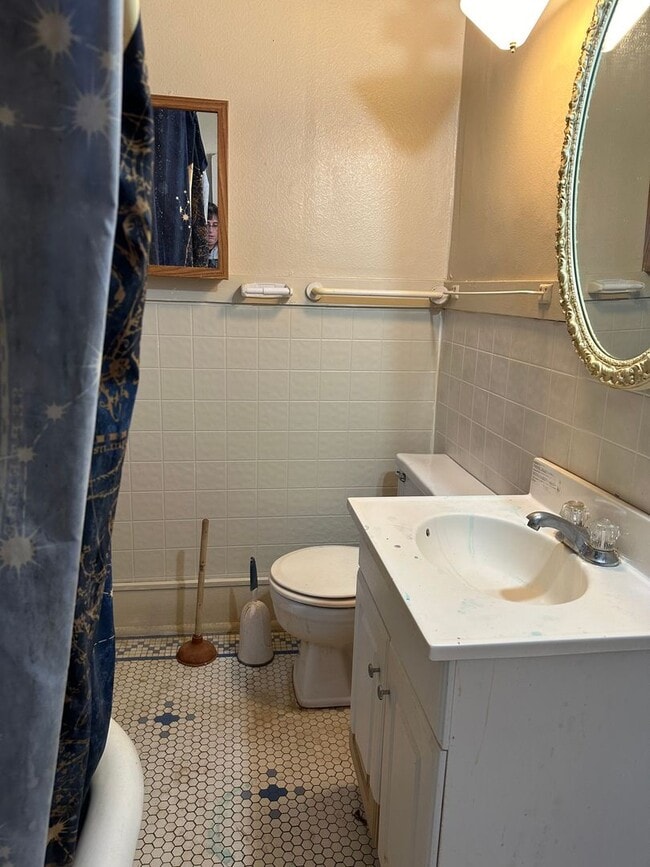 Building Photo - 714 N 15th St