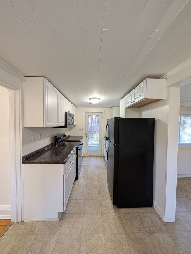 Building Photo - Chester Hill Cottage