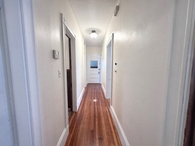 Building Photo - 57 Dimick St