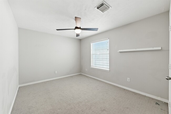Building Photo - 5115 Inker St
