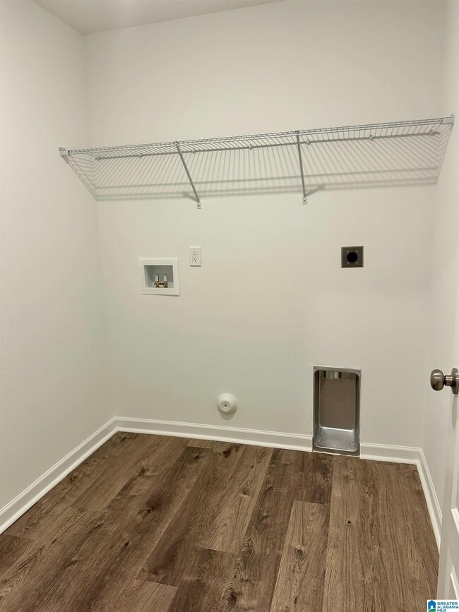 Building Photo - 1015 Brookhaven Ln