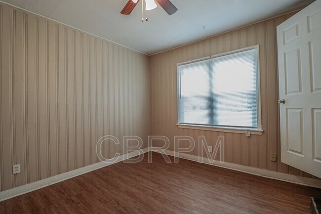 Building Photo - 2509 36th St