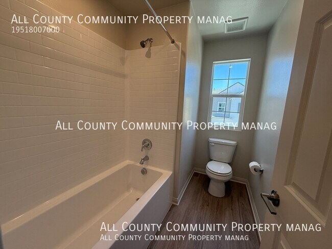 Building Photo - 26604 Ashley Rd