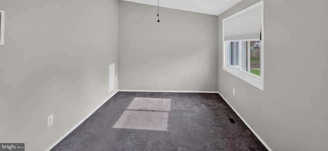 Building Photo - 6556 Pennacook Ct