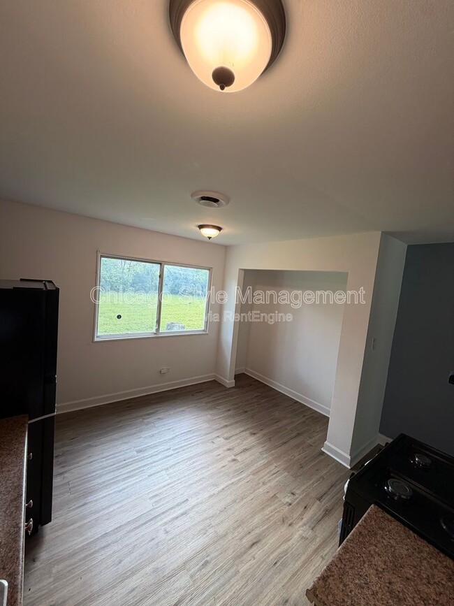 Building Photo - 4507 Balmoral Dr