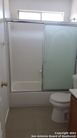 Building Photo - 4311 Lakeway Dr