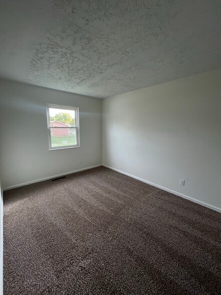 Building Photo - 1921 Dunning Rd