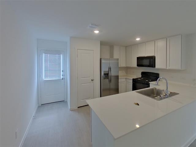 Building Photo - 807 Ponderosa Ln