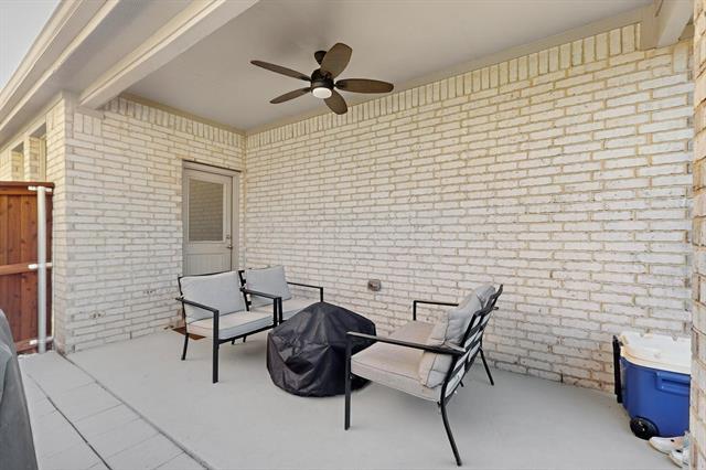 Building Photo - 809 Lauren Grove Ln