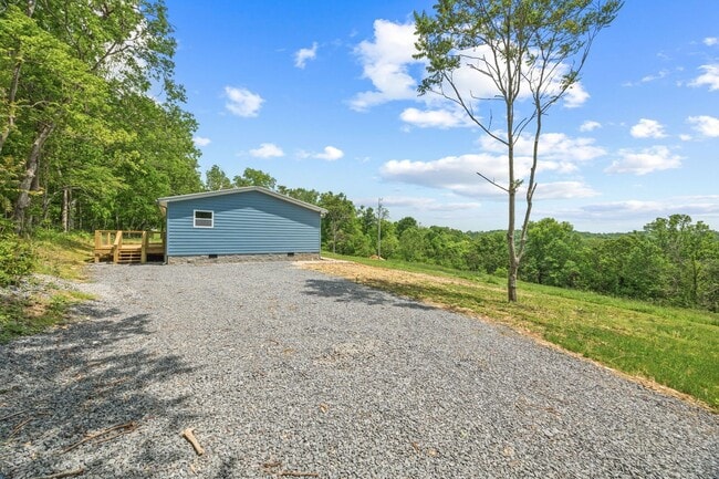 Building Photo - 518 Beaver Ln