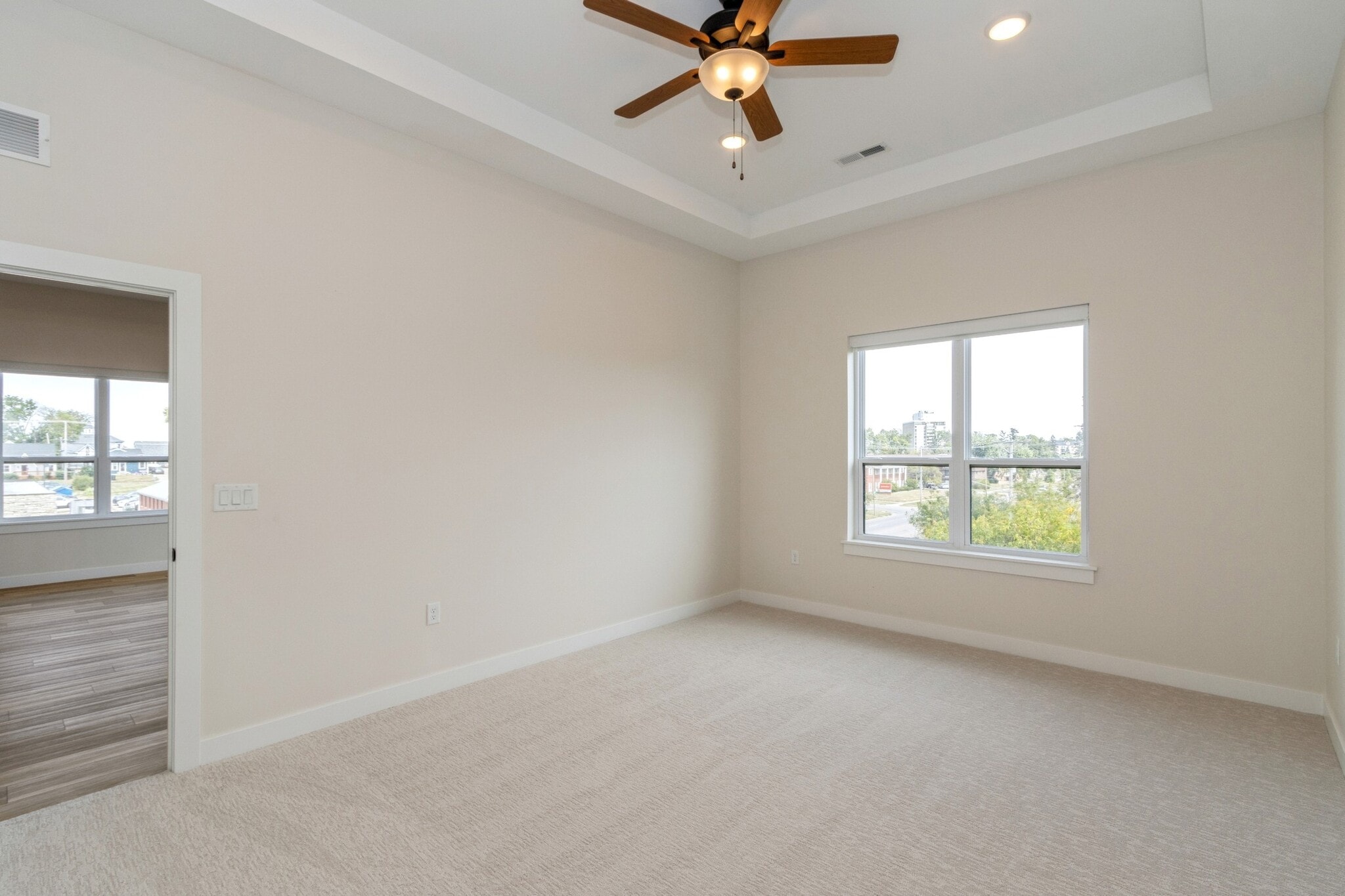 Building Photo - 1953 1st Ave SE