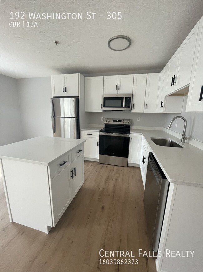 Building Photo - Newly Renovated! Studio for Rent!  H/HW In...