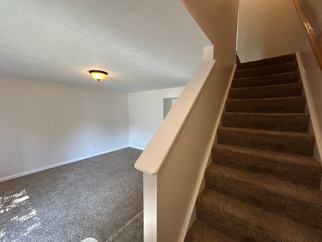 Building Photo - 9917 W Midland Way