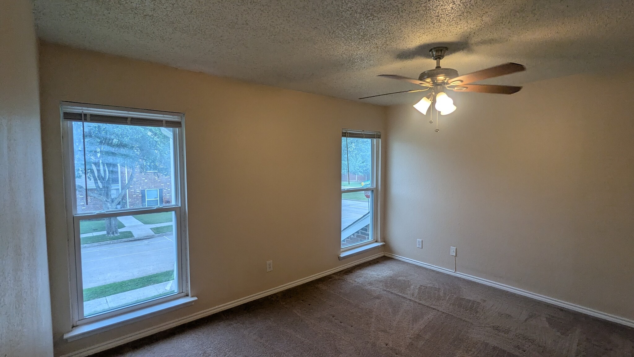 Upstairs Bedroom - 1541 Barbara Dr