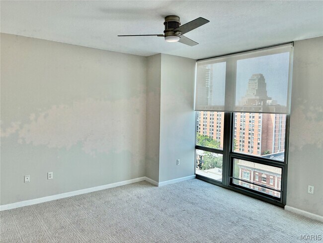 Building Photo - 4909 Laclede Ave
