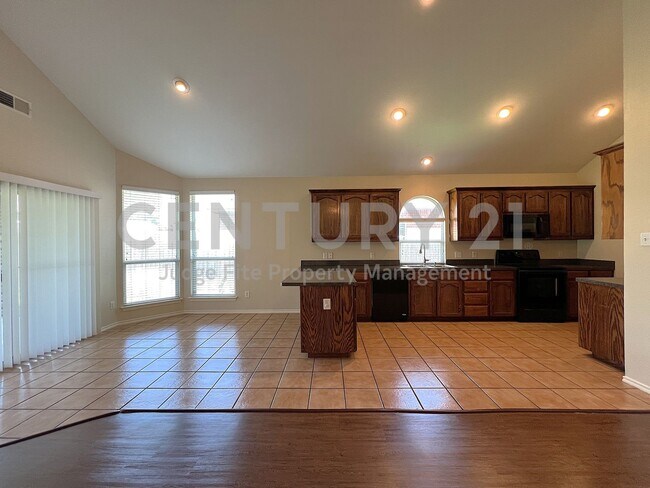 Building Photo - Updated 4/2/2 in Marine Creek Estates For Rent!