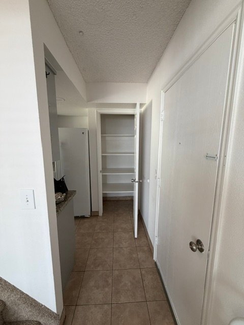 Building Photo - 7851 S Chadbourne Dr