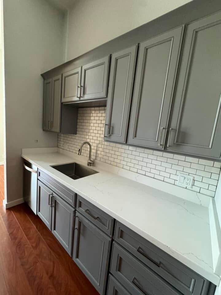 Building Photo - 300 N Civic Dr