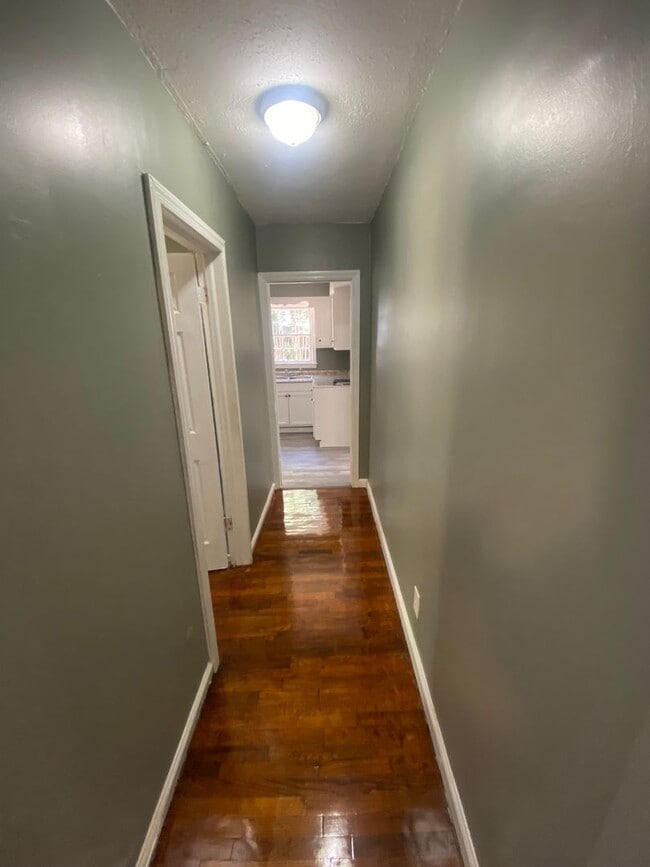 Building Photo - **AVAILABLE NOW**East Columbus, GA 4 Bedroom / 1 Bathroom Home for Rent