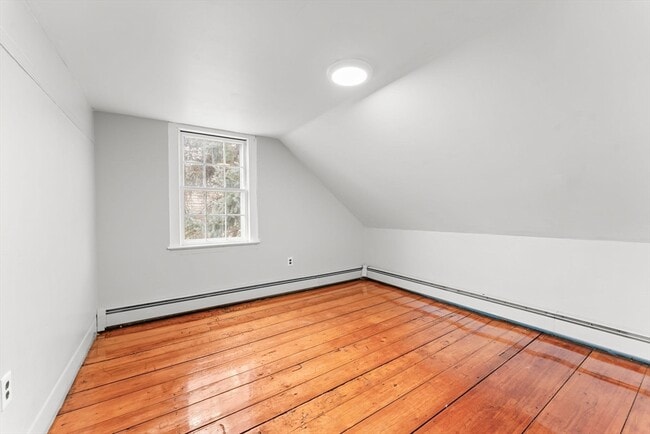 Building Photo - 96 Water St