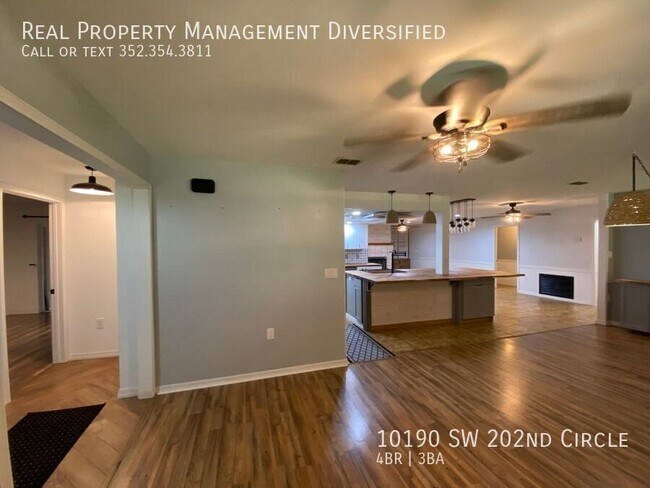Building Photo - 10190 SW 202nd Cir