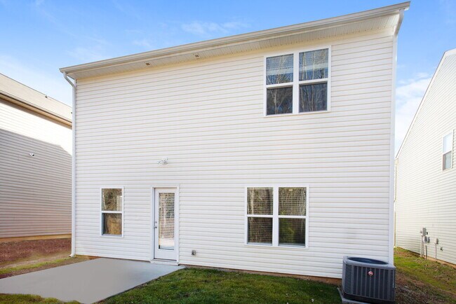 Building Photo - 4319 Drifter Dr