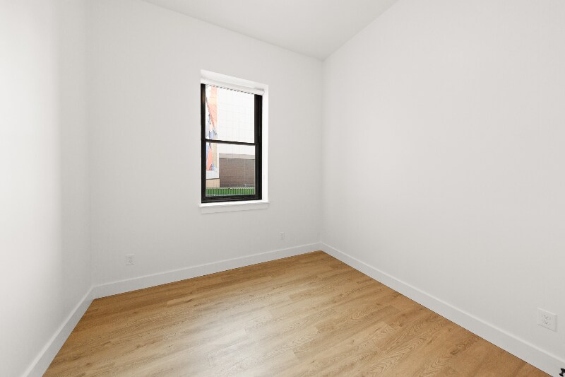 Building Photo - 101 Richmond St