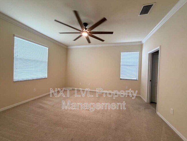 Building Photo - 9453 River Otter Dr