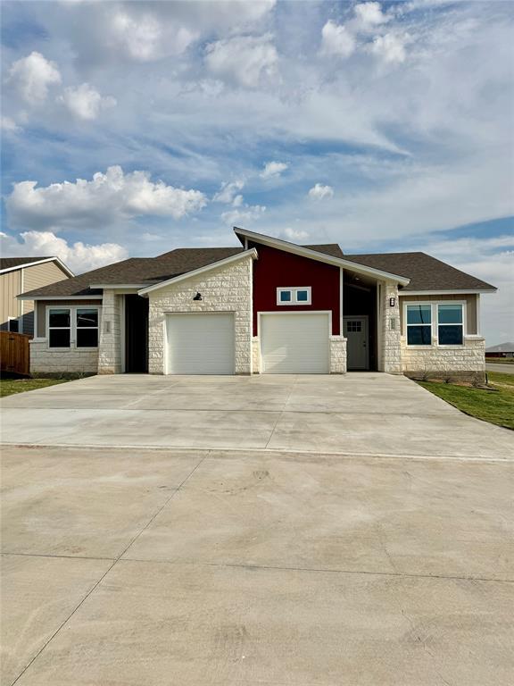 Primary Photo - 100 Zayd Ct