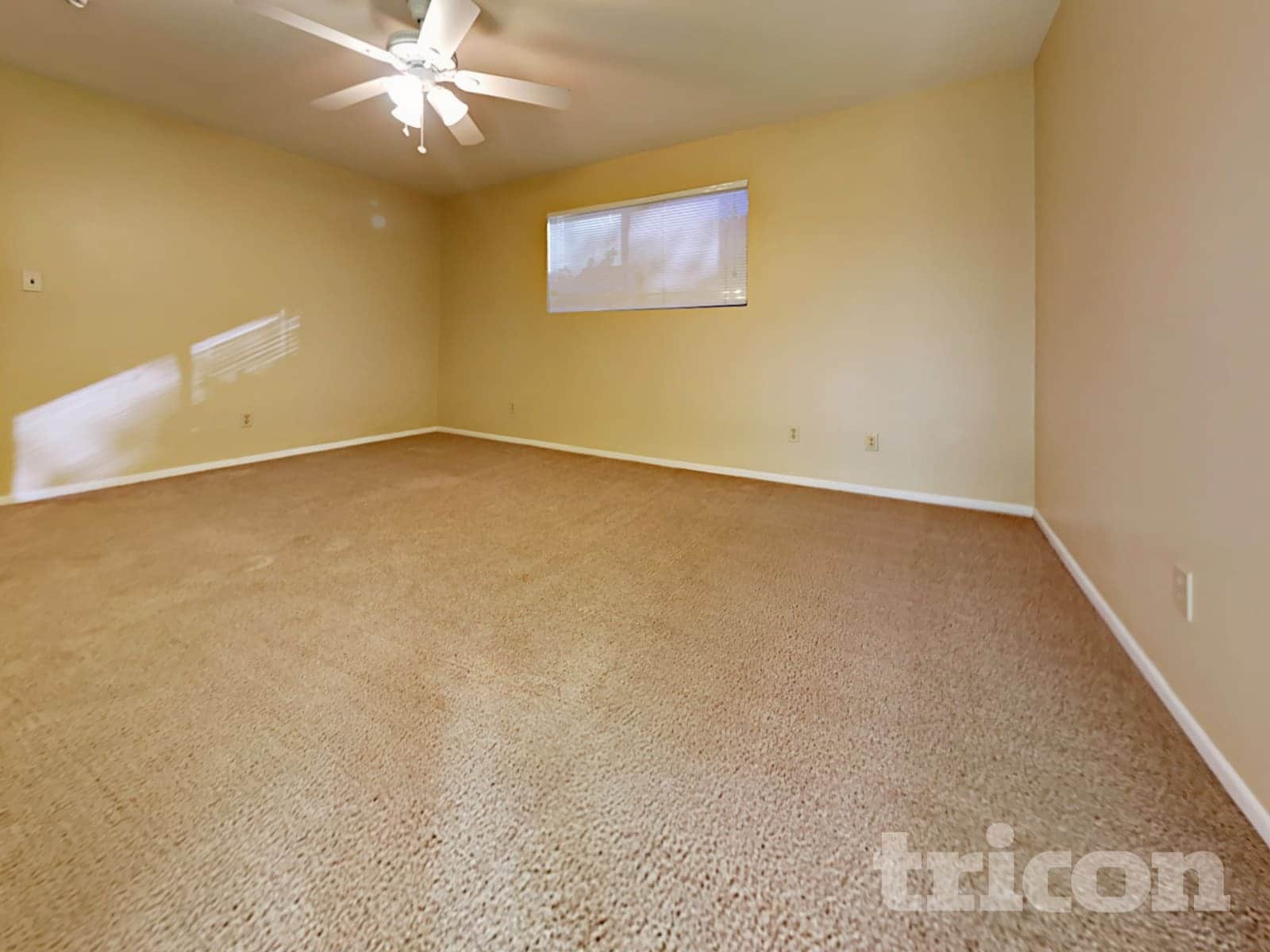 Building Photo - 4127 W Mission Ln