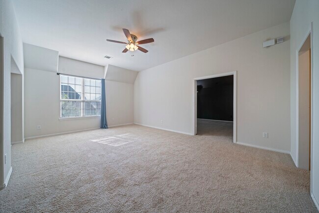 Building Photo - 8115 Spreadwing St