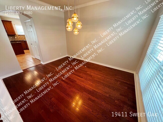 Building Photo - 19411 Sweet Oak