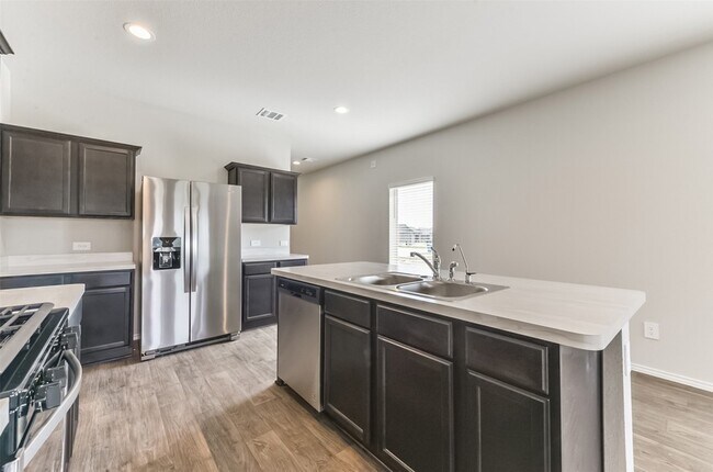 Building Photo - 16524 Cascading Pnes Ct