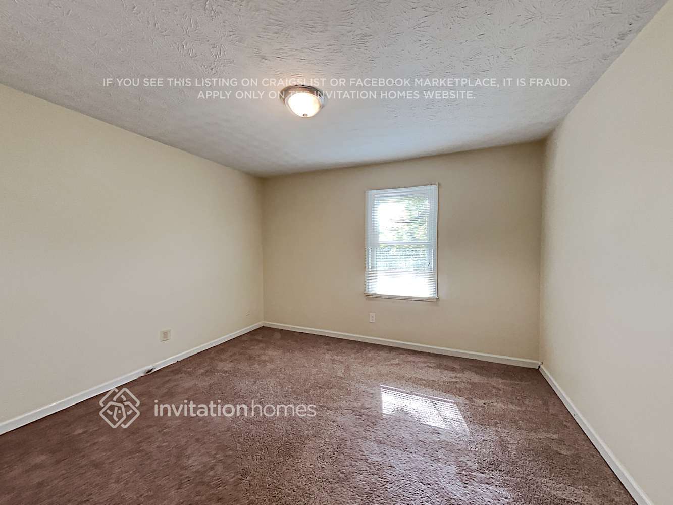 Building Photo - 1396 Candlelite Ln