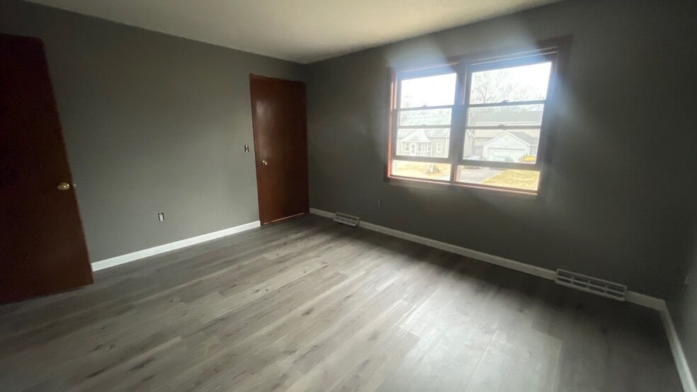 Building Photo - 63 -65 Wisteria St