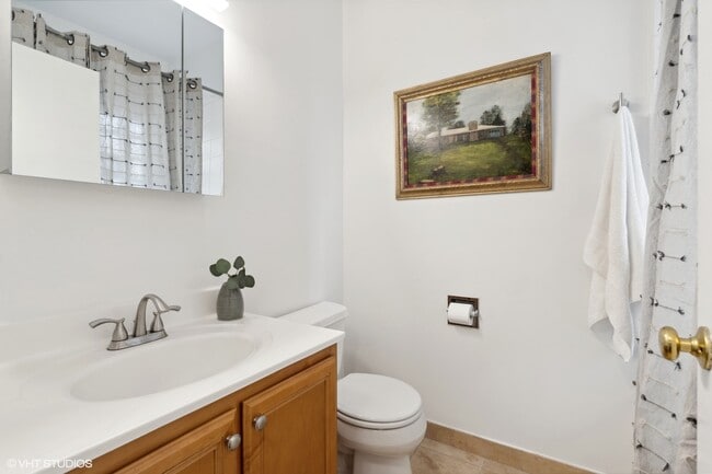 Building Photo - 2903 N Rockwell St