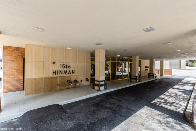 Building Photo - 1516 Hinman Ave