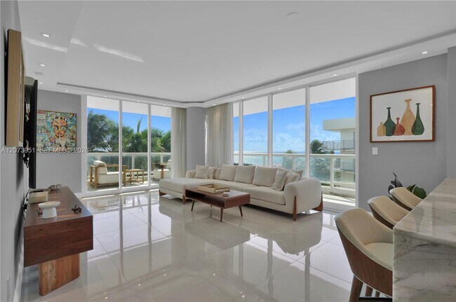 Building Photo - 4201 Collins Ave