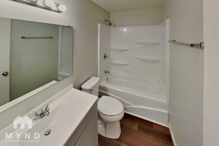 Building Photo - 4629 Longbriar Dr