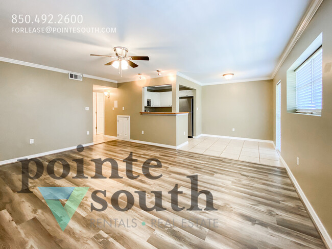Building Photo - Bayview Terrace off Scenic Hwy!