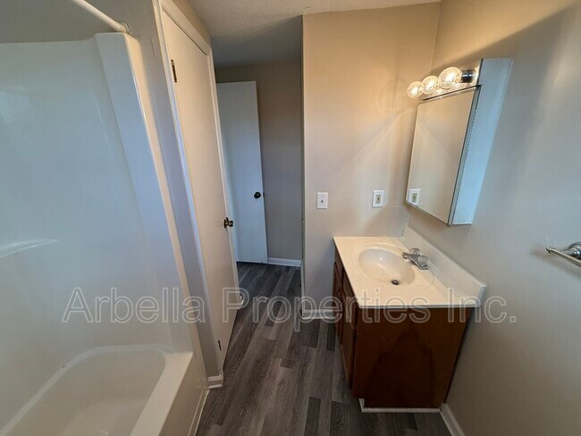 Building Photo - 1509 Fuller St